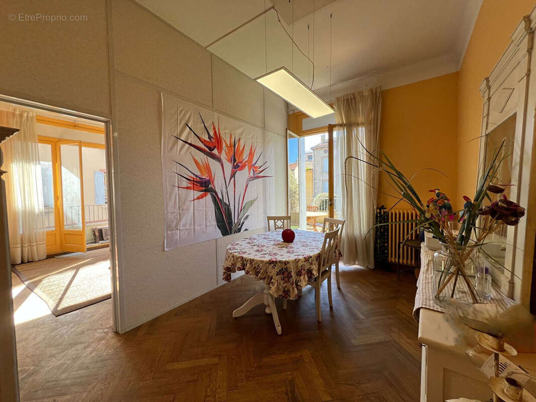 Appartement centre Caussade - grande terrasse - 3 chambres - photo 3
