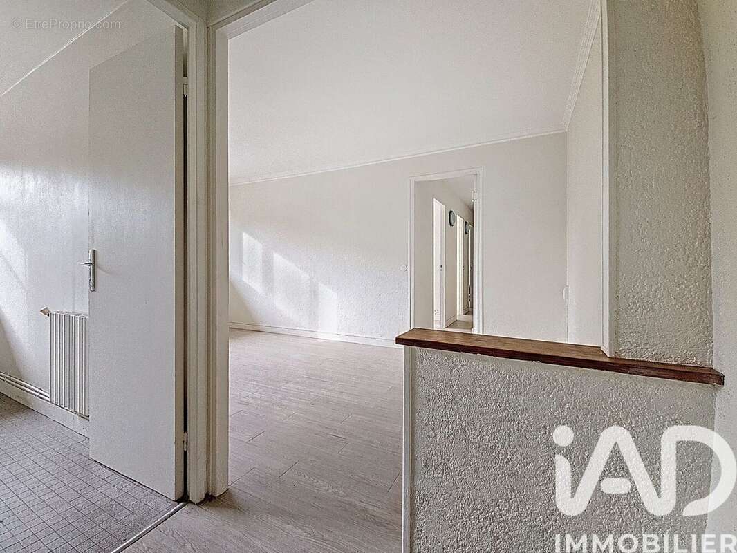 Photo 8 - Appartement à MONTREUIL
