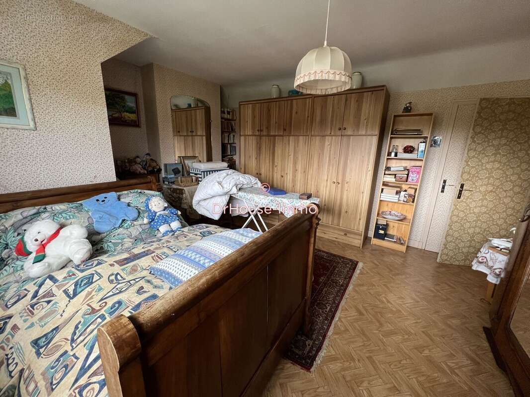 Maison à BADECON-LE-PIN