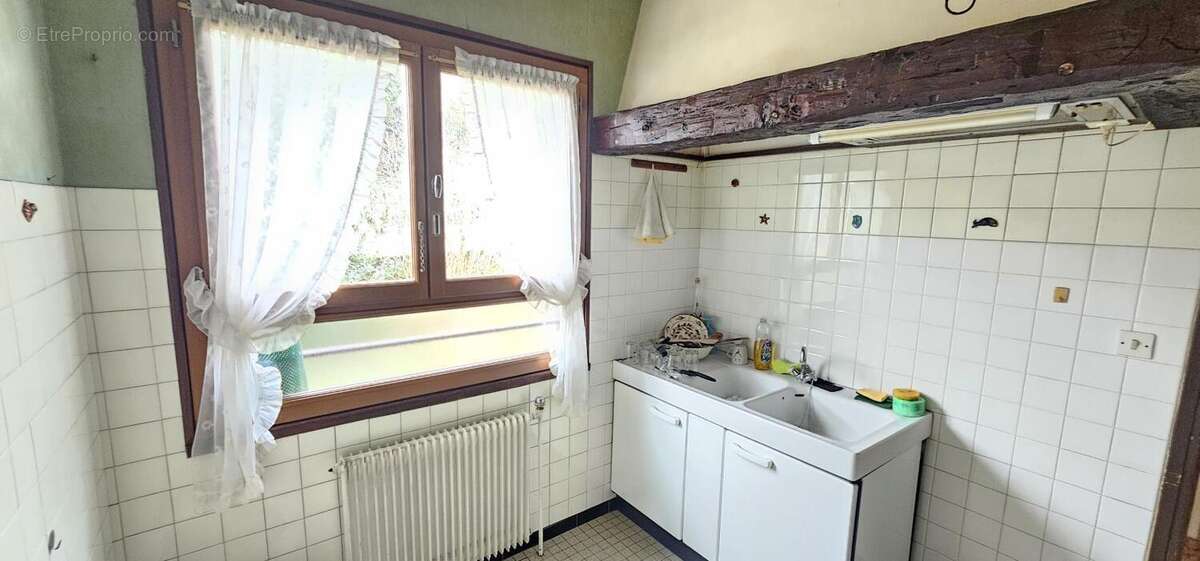 Maison à SAINT-CYR-AU-MONT-D&#039;OR