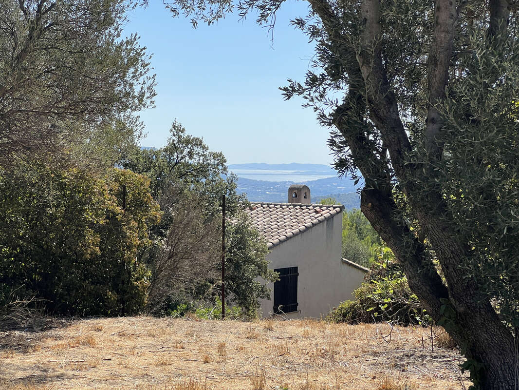Terrain à LA VALETTE-DU-VAR