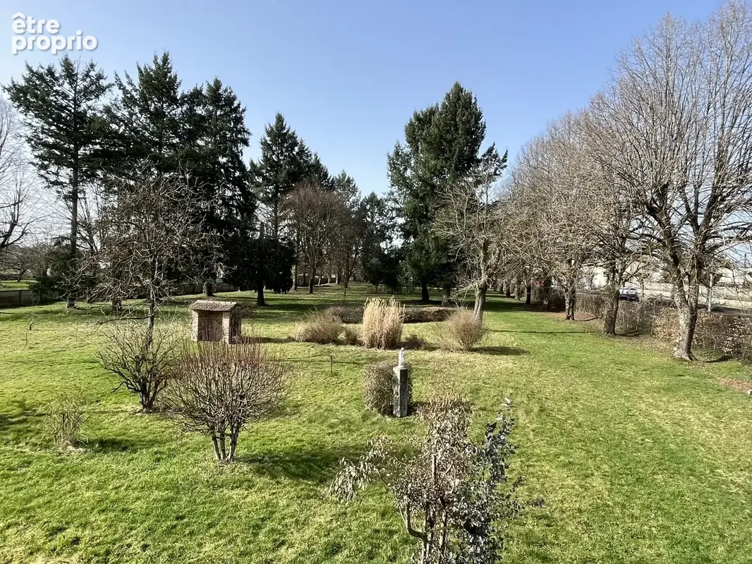 Terrain à LURE