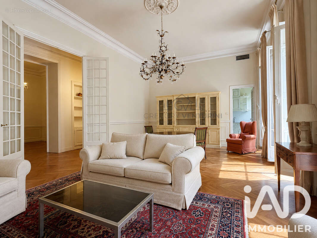Appartement 215 m² à Marseille-6e  - photo 5