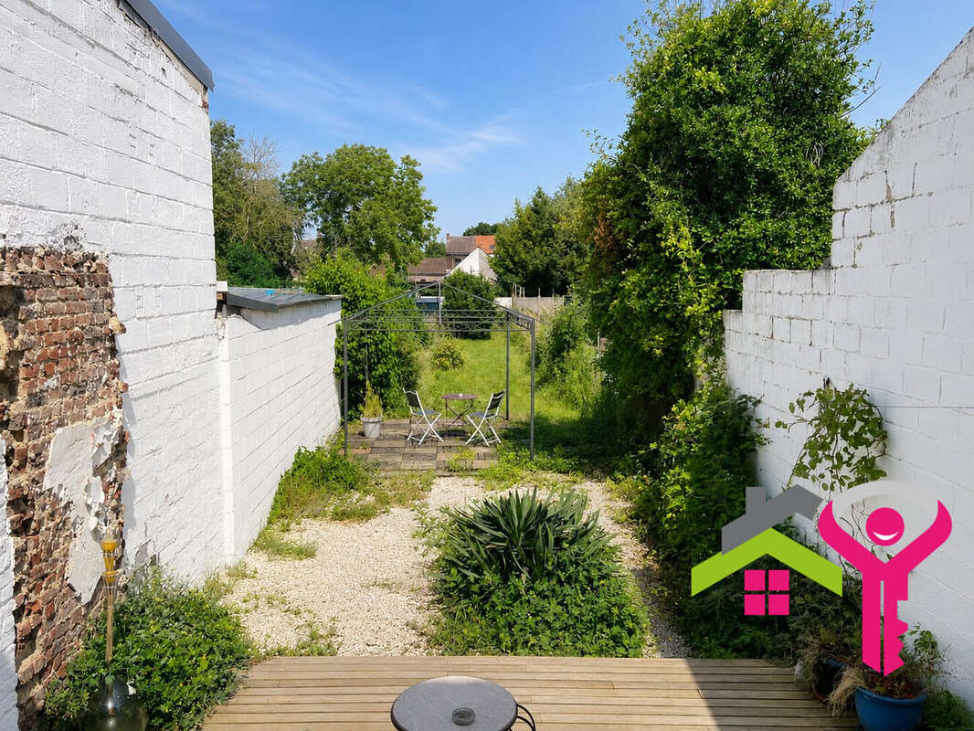 Maison 76 m² à Denain  - photo 2