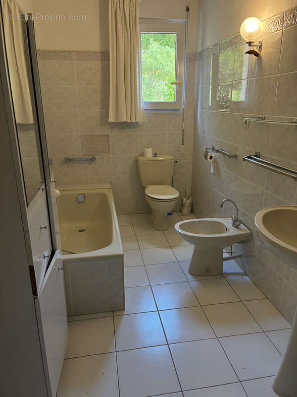 Maison à BAGAT-EN-QUERCY