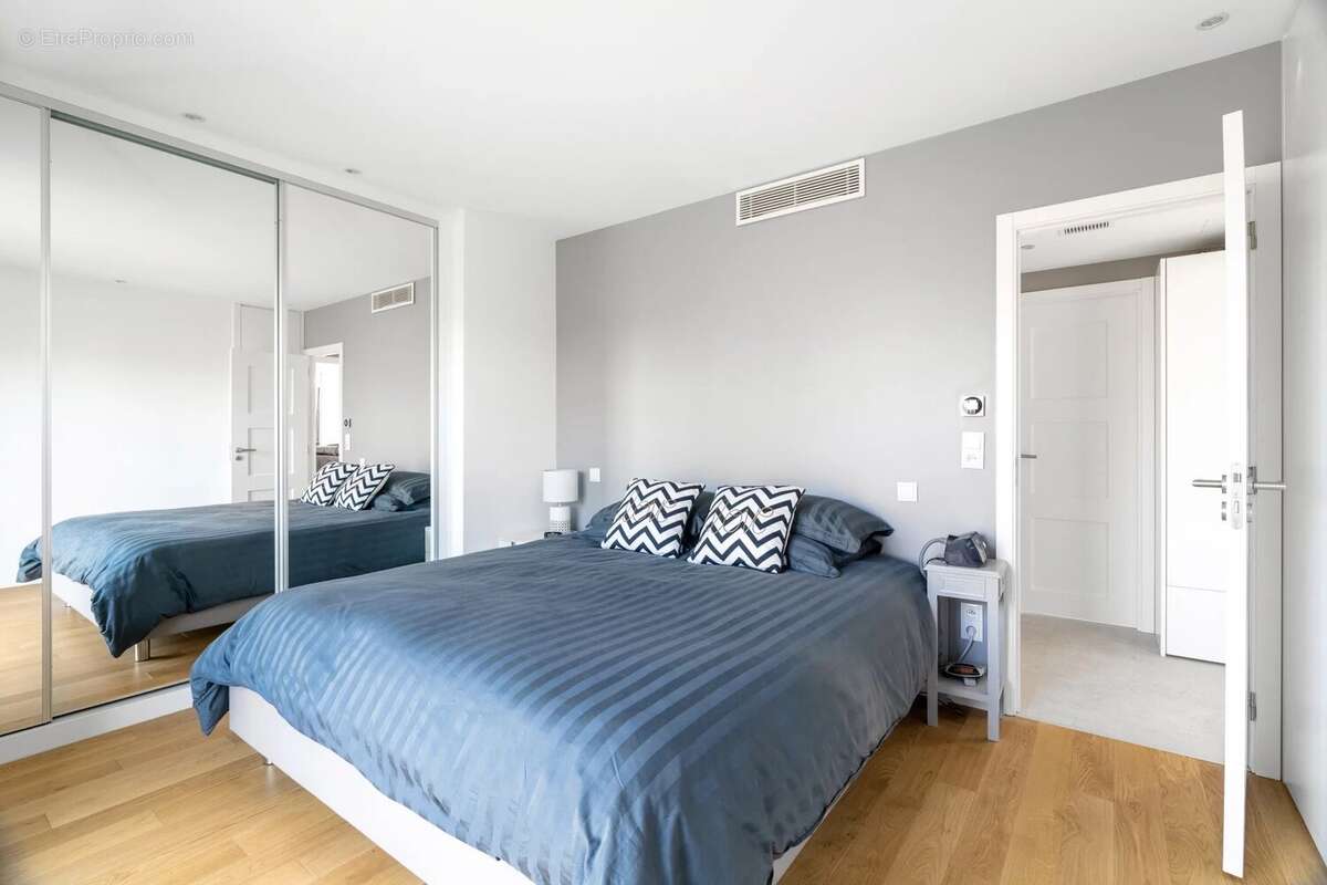 Appartement à SAINT-MAUR-DES-FOSSES