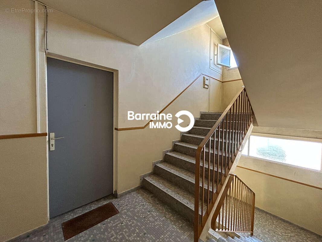 Barraine Immo - A vendre - PZ00380-FL : Appartement T3 Balcon Secteur Dourjacq - photo 14