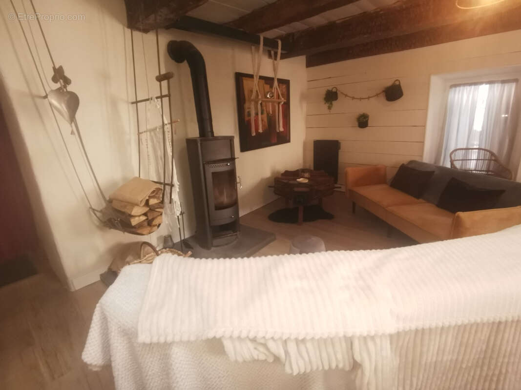 Maison à LA SALVETAT-SUR-AGOUT