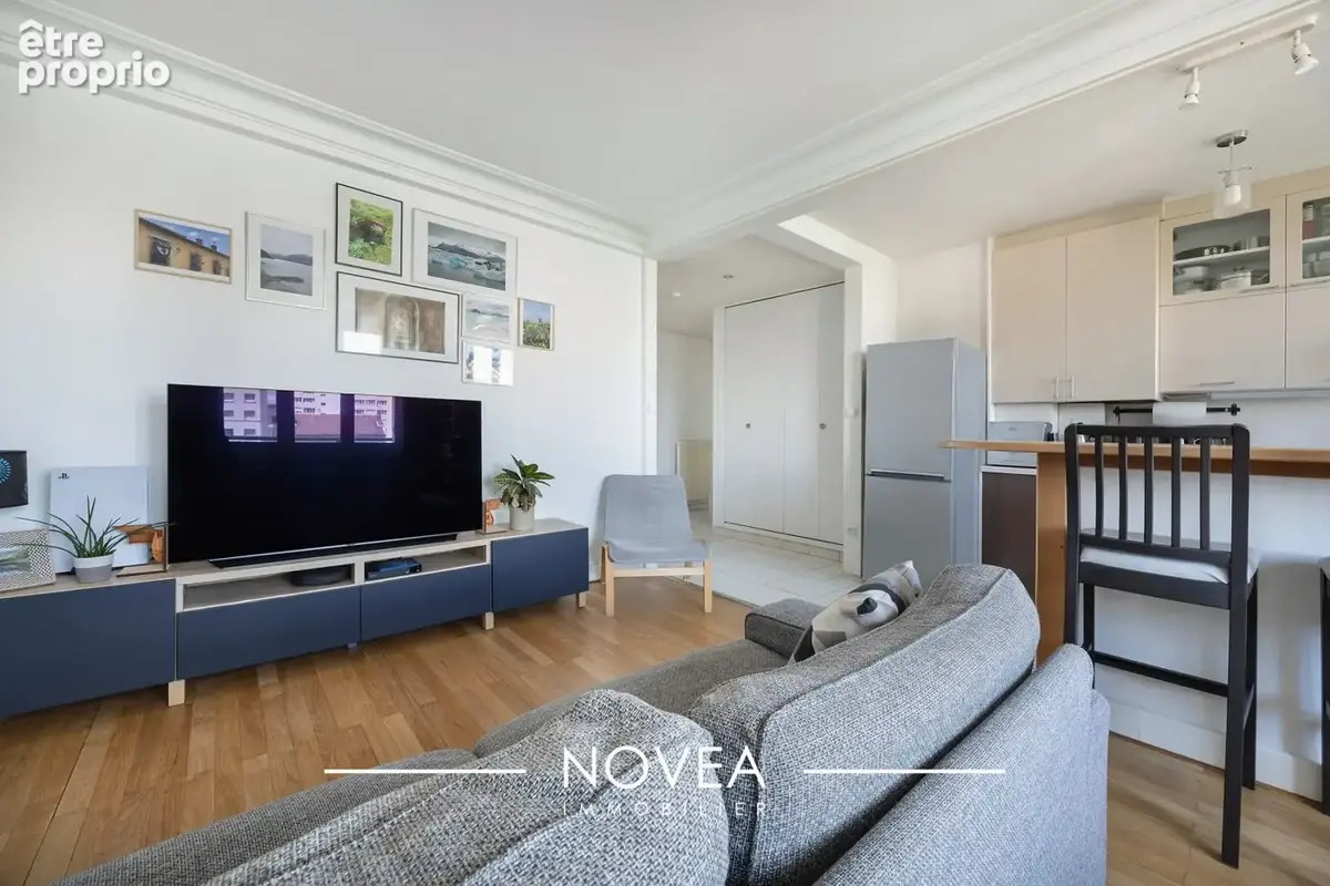 Appartement 80 m² à Lyon-8e  - photo 2
