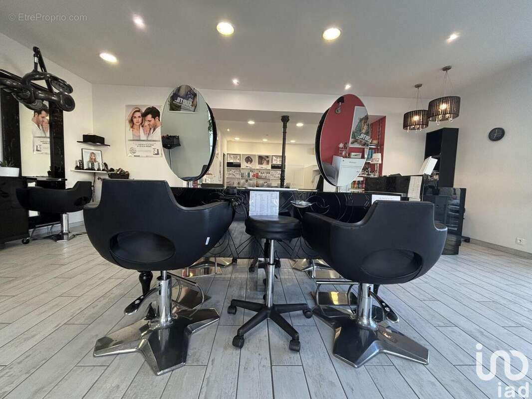 Photo 4 - Commerce à SAINT-JEAN-DE-LIVERSAY