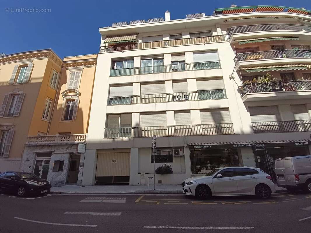 Parking à NICE