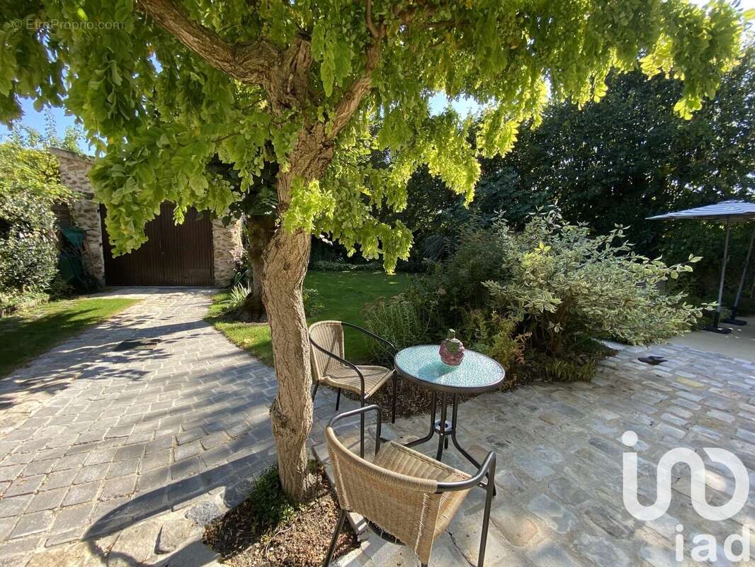 Photo 2 - Maison à SAINT-FARGEAU-PONTHIERRY