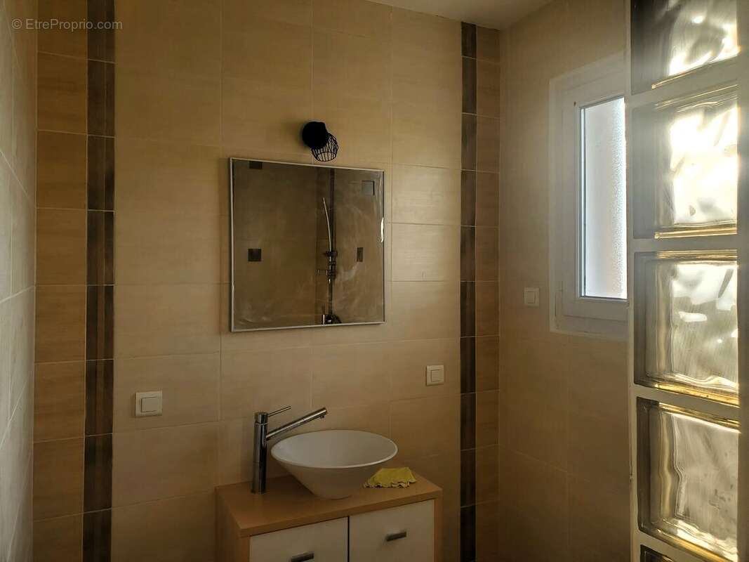 Maison à CHAMPNIERS