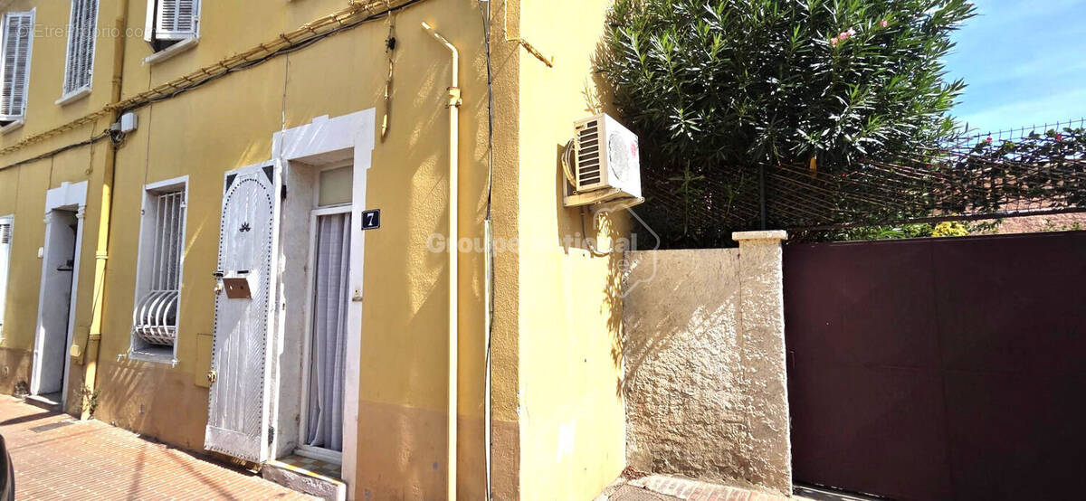 Appartement à MARSEILLE-16E