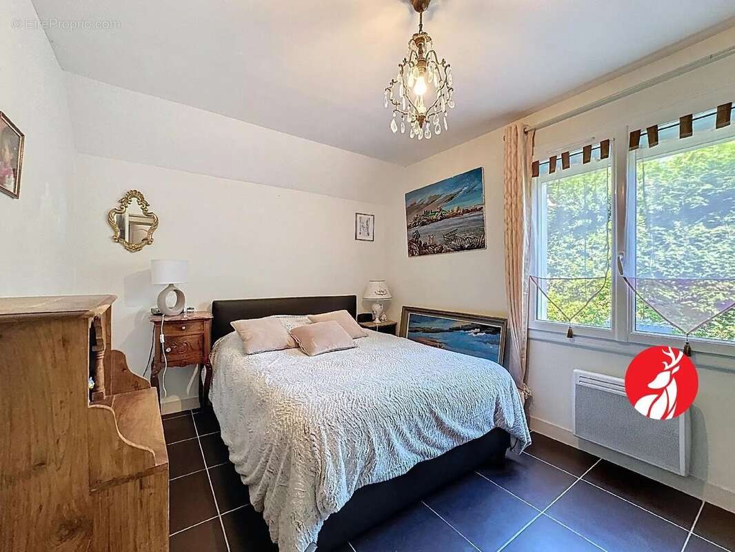 Maison à MILLY-LA-FORET