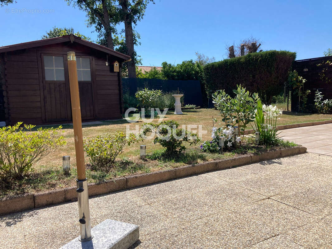 Maison à BEAUVOIR-SUR-MER