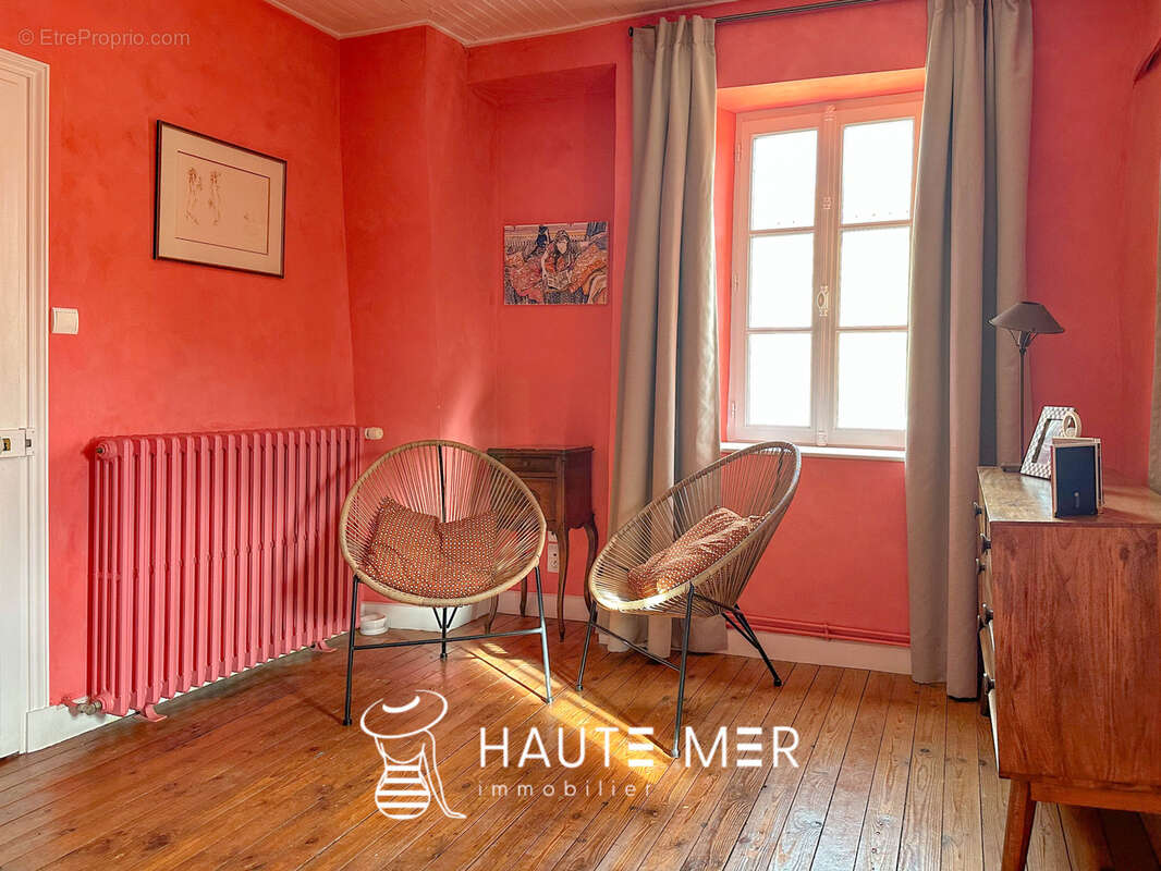 Maison à TALMONT-SAINT-HILAIRE