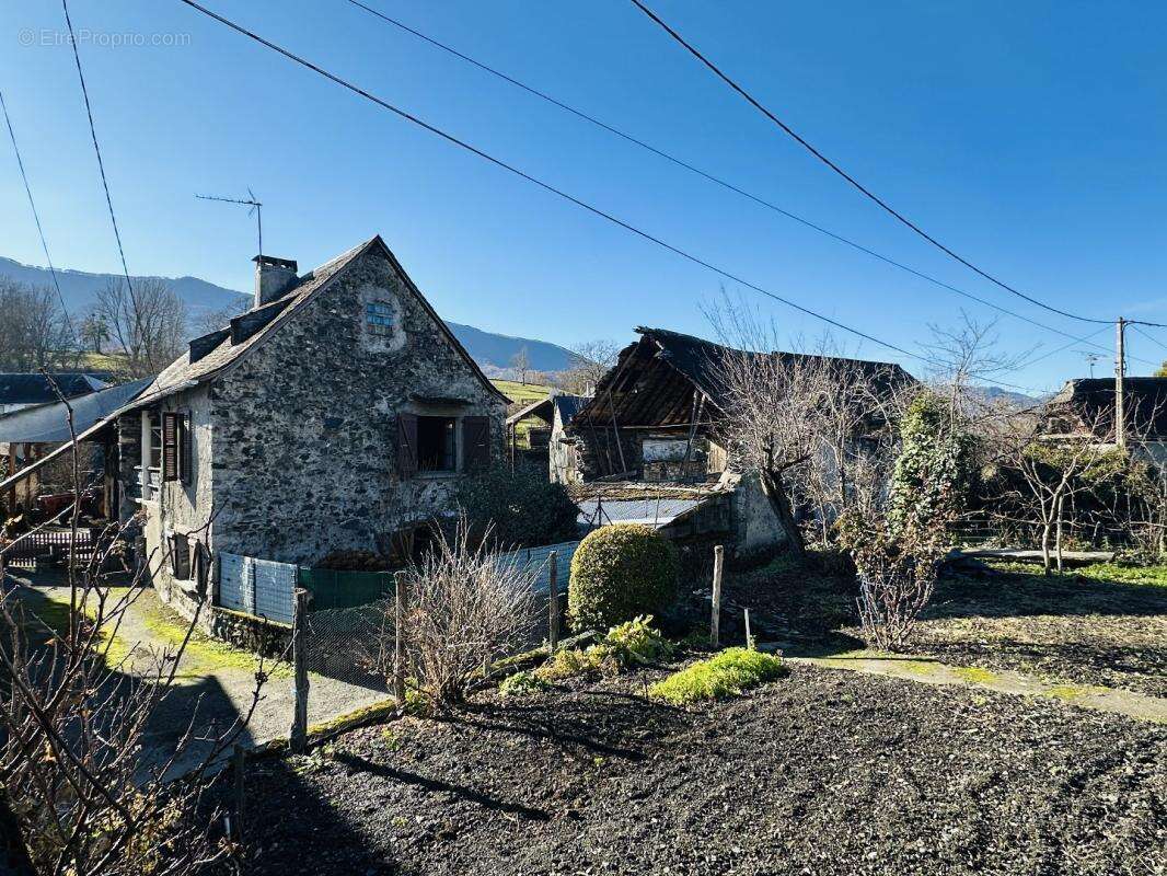 Maison à VILLENEUVE