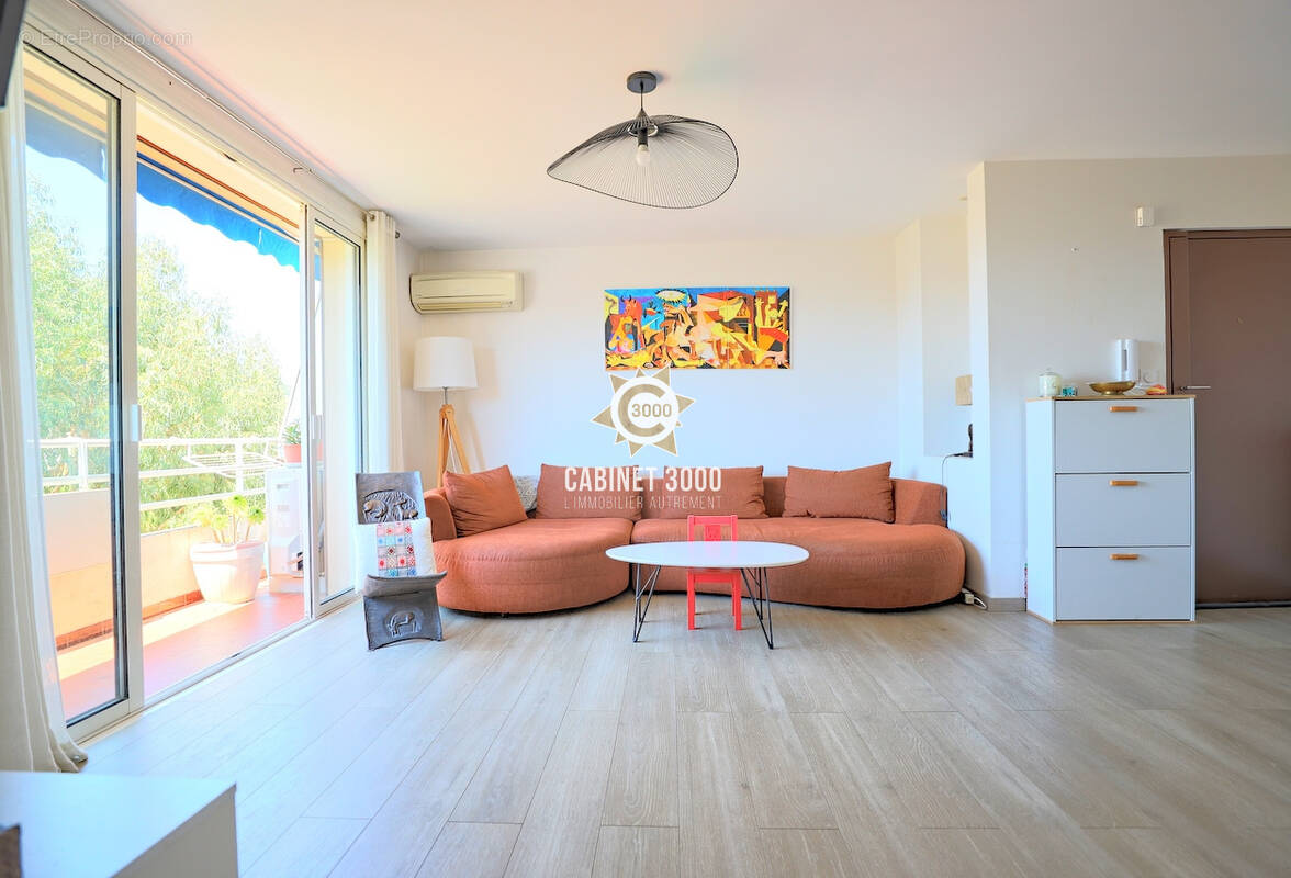 Appartement à HYERES