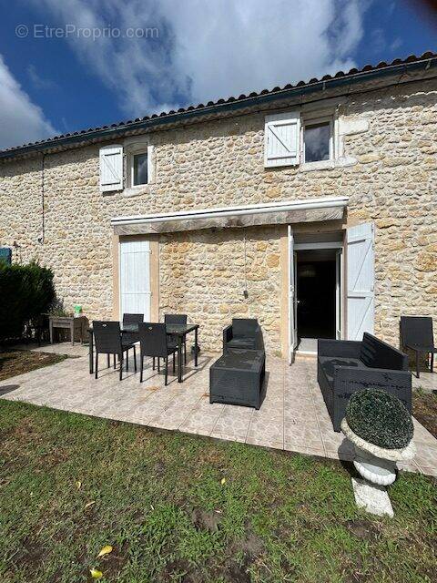 Maison à QUEYRAC