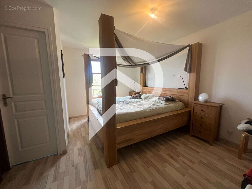 Maison à NANTEUIL-LE-HAUDOUIN