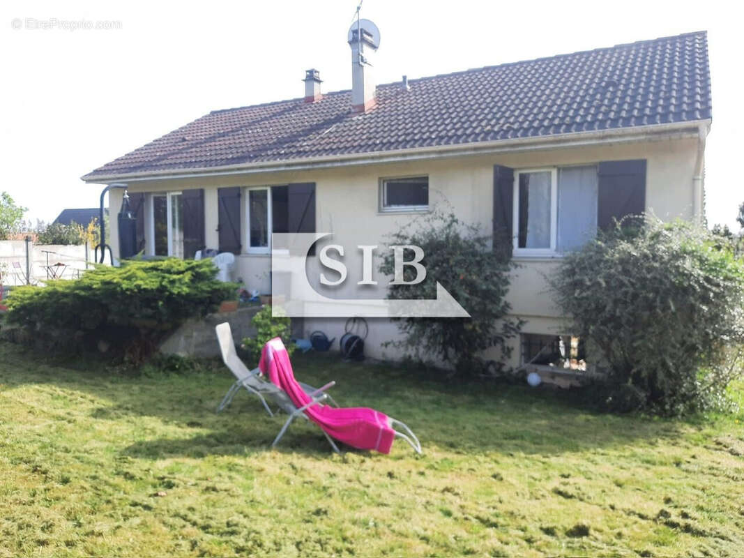 façade arrière - Maison à MONTLHERY