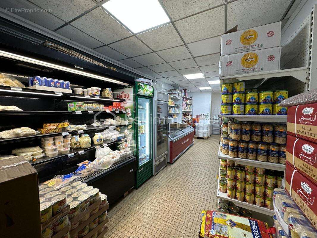 Commerce à EVRY