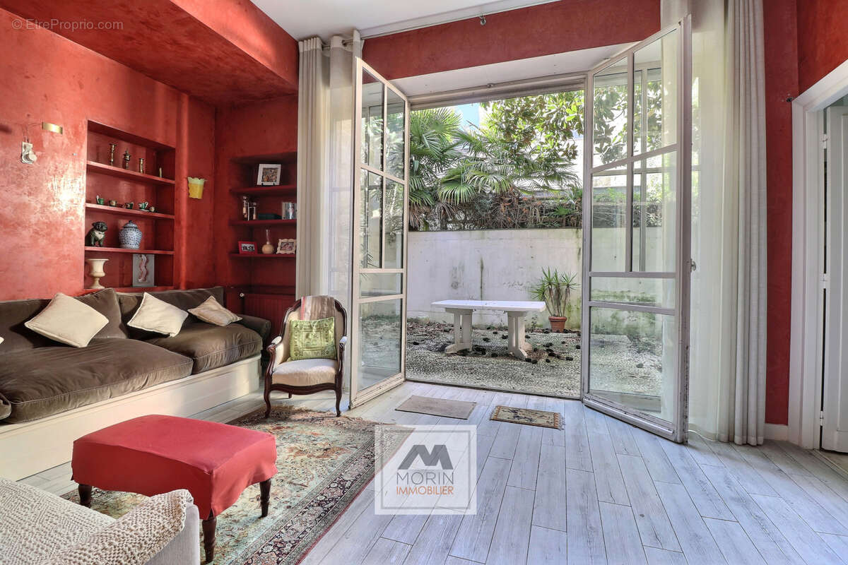 Appartement à BORDEAUX