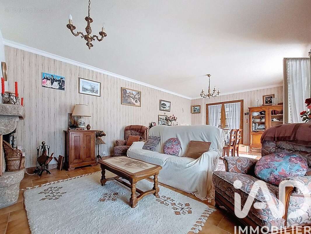 Photo 2 - Maison à PONT-AVEN