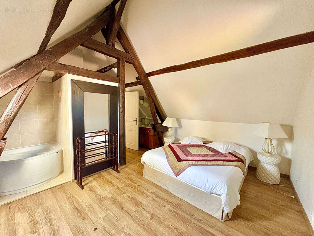 Maison à VALLERY