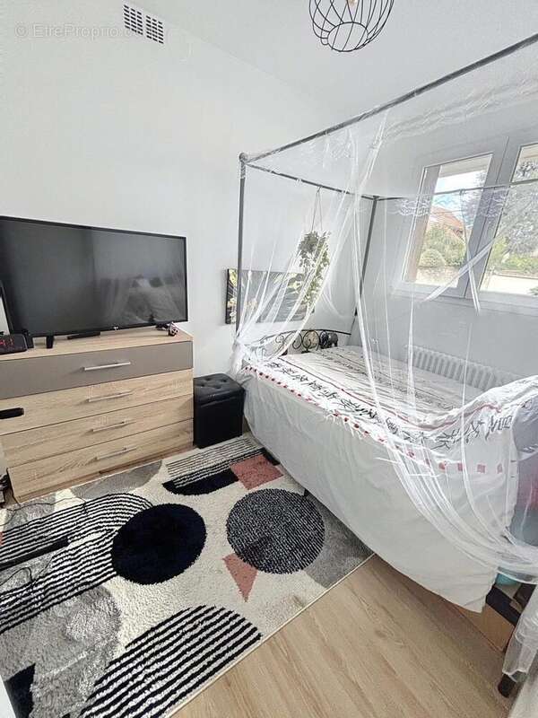 Photo 6 - Appartement à POISSY
