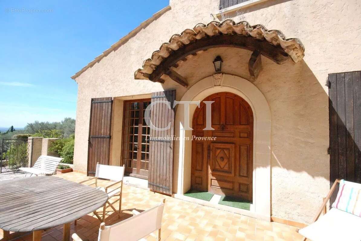 Maison à VAISON-LA-ROMAINE