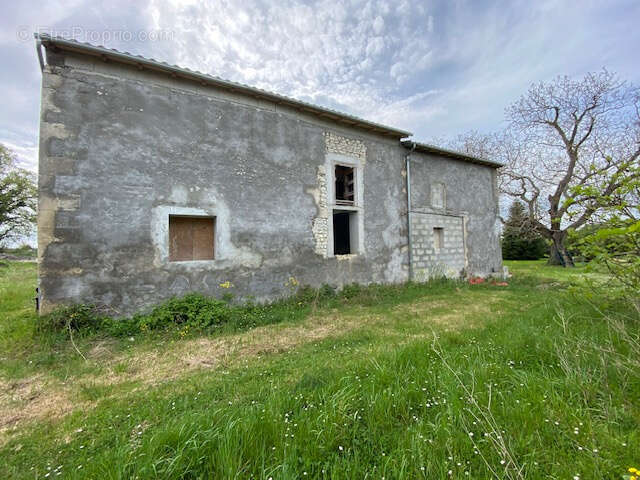 Maison à EPARGNES