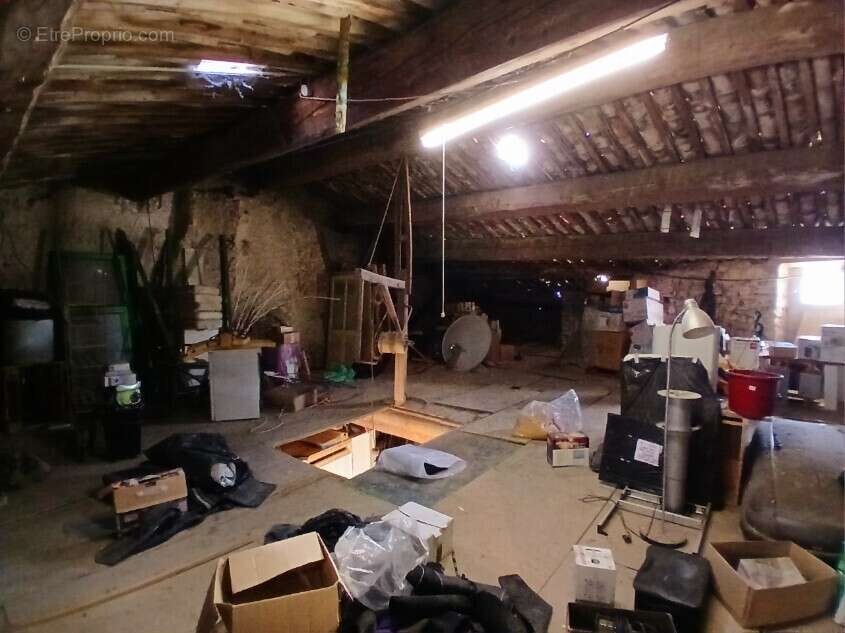 Maison à LA REDORTE