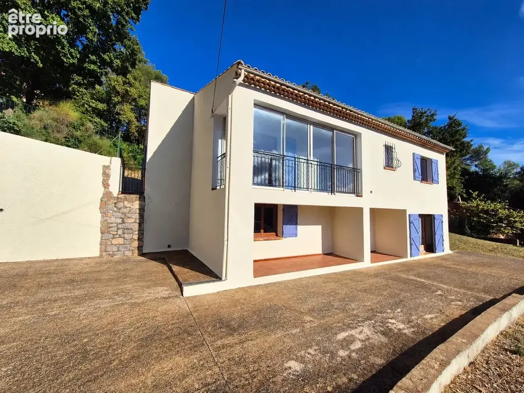 Photo Maison à Le Luc au prix de 359 000€