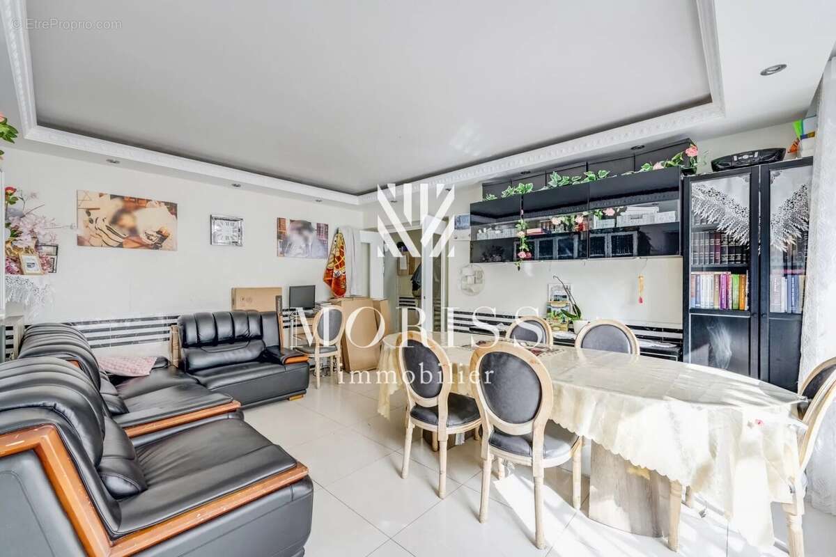 Appartement à PARIS-19E