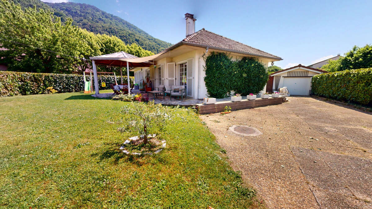 Maison à LE VERSOUD
