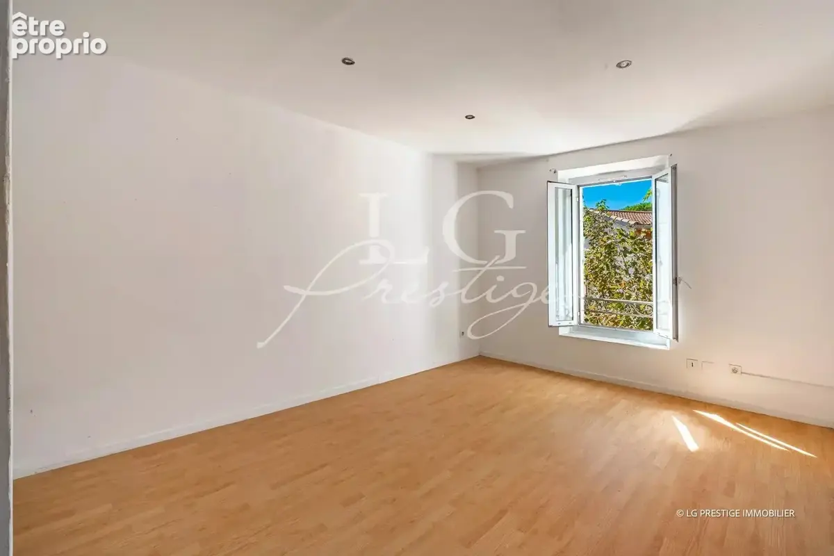 EXCLUSIVITÉ LG PRESTIGE : Charmant 2 pièces au cœur de La Napoule - photo 2