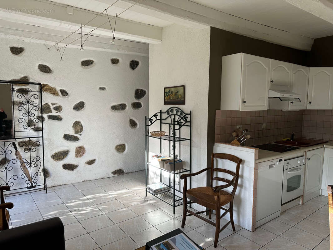 Maison à HENANBIHEN