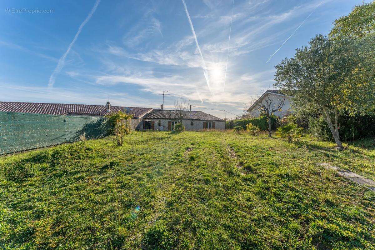 Maison à SAUVETERRE-DE-GUYENNE