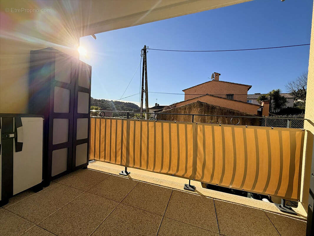 Appartement à LA COLLE-SUR-LOUP