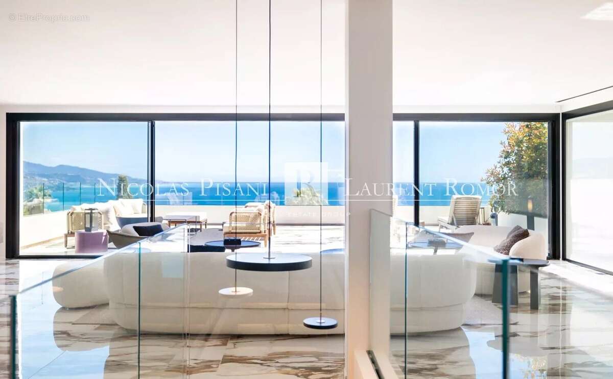 Maison à ROQUEBRUNE-CAP-MARTIN