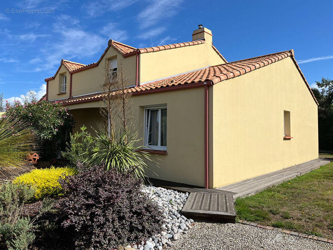 Maison à SAINT-MICHEL-CHEF-CHEF