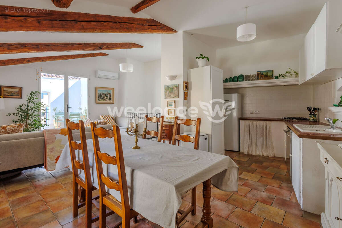 Maison à BEAUMES-DE-VENISE