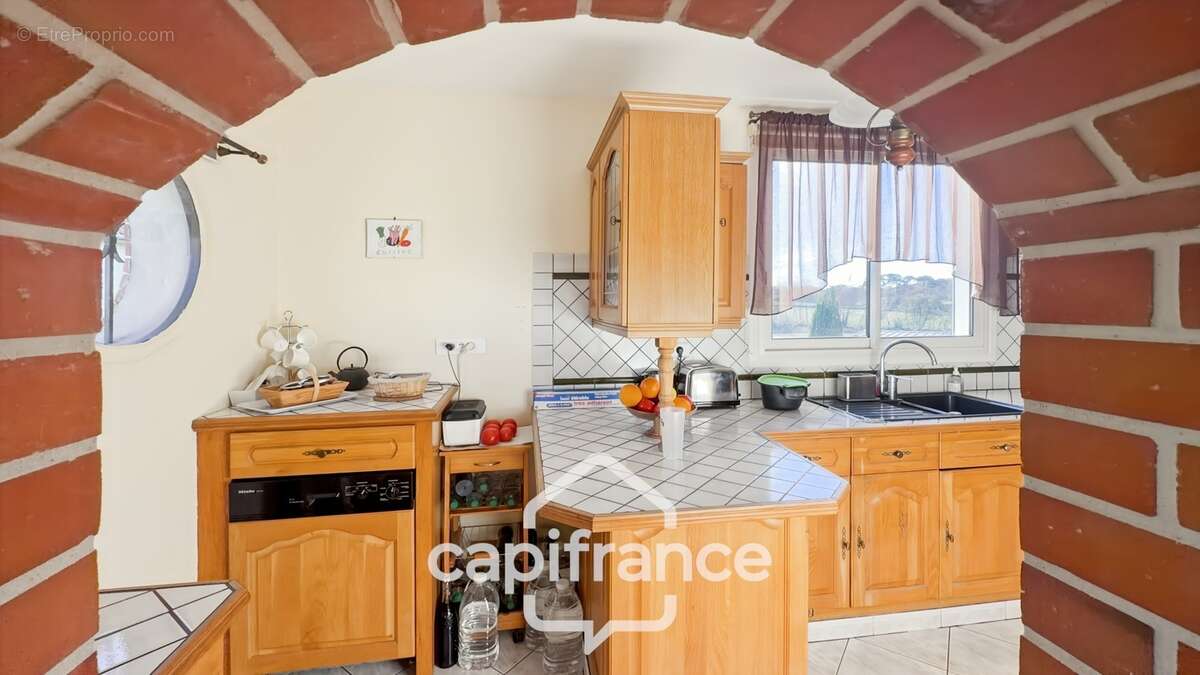 Saint Cricq Chalosse (40), Maison familiale de plain-pied avec dépendance - étang - sur 1 hectare de terrain en Chalosse - photo 7