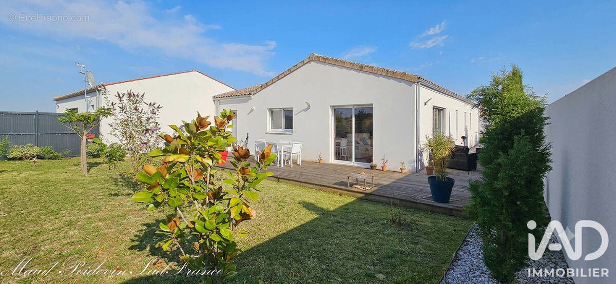Photo 1 - Maison à LA JARNE