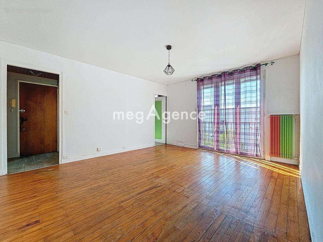 Appartement à MANTES-LA-JOLIE