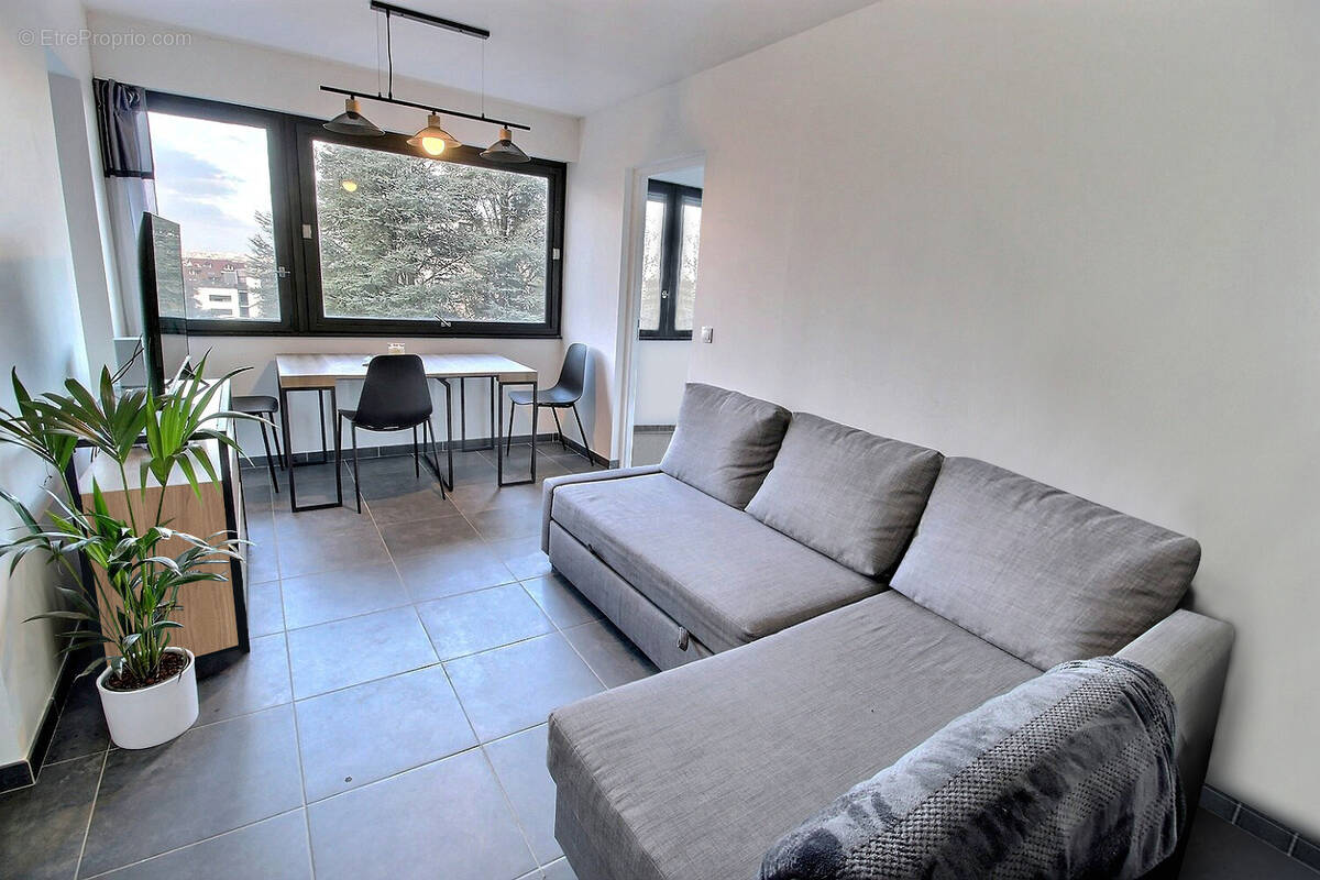 Appartement à SAINT-JULIEN-EN-GENEVOIS