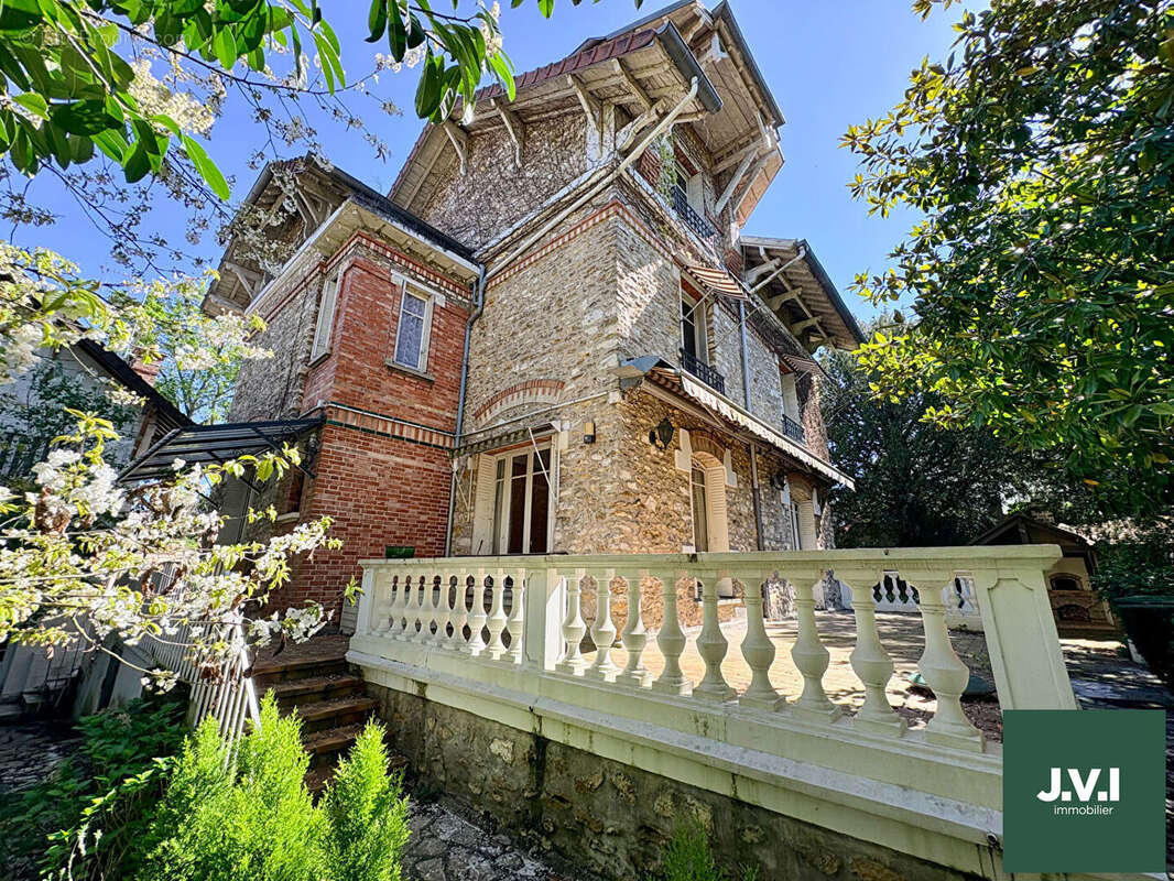 Maison à MONTMORENCY