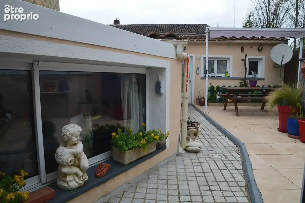 Maison à PONS